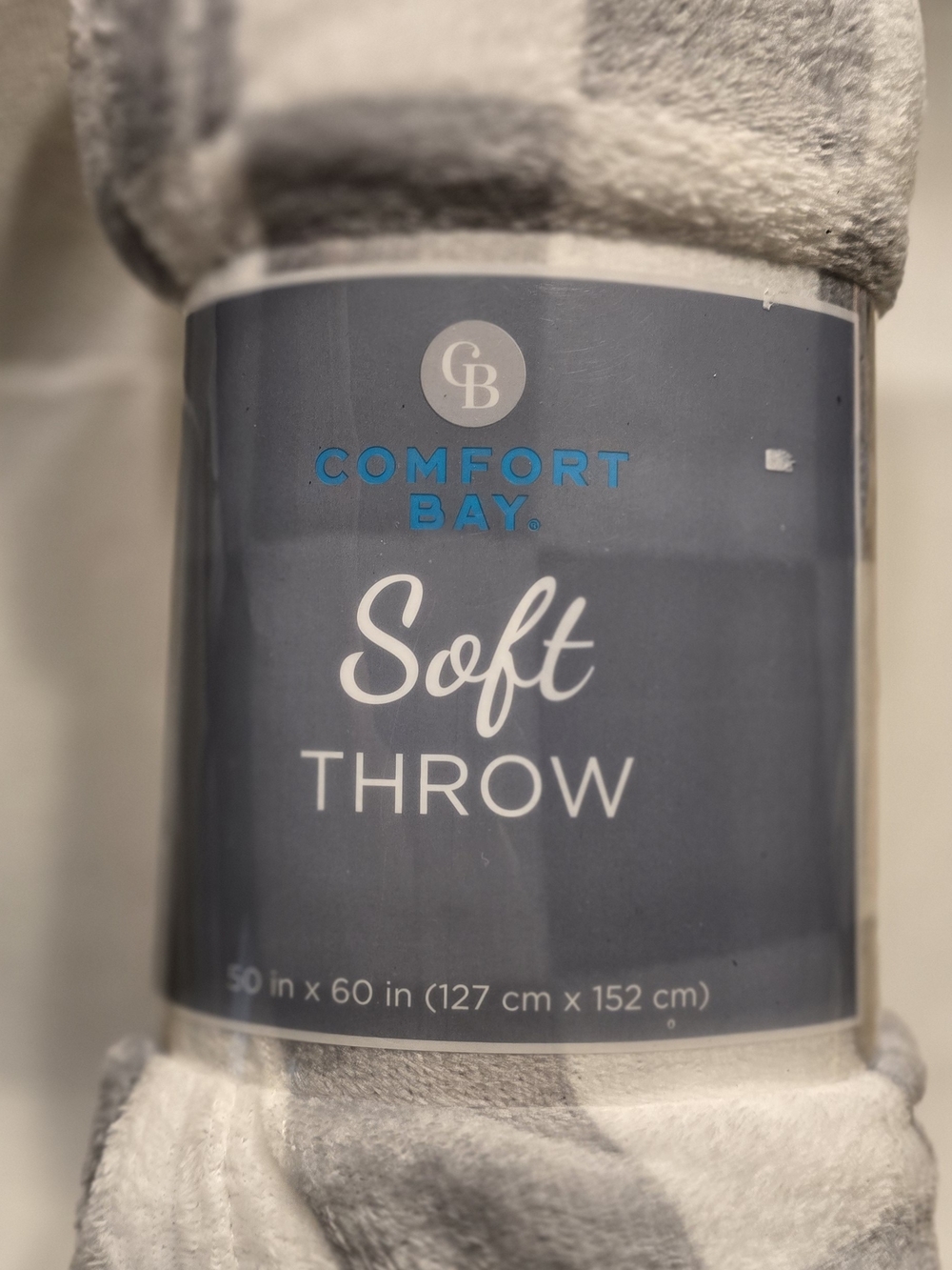 Comfort Bay Plush Throw Blanket - Gray & White Check